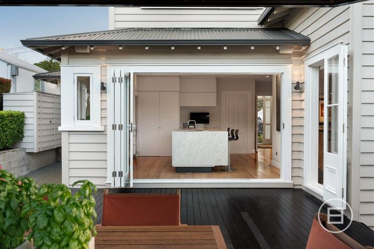 Photo of property in 21 Essex Road, Mount Eden, Auckland, 1024
