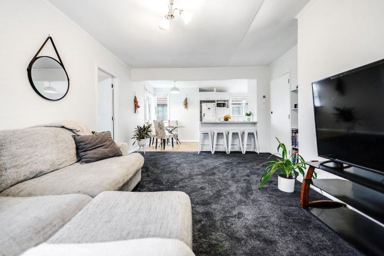 Photo of property in 24 Rotowaro Road, Huntly, 3700