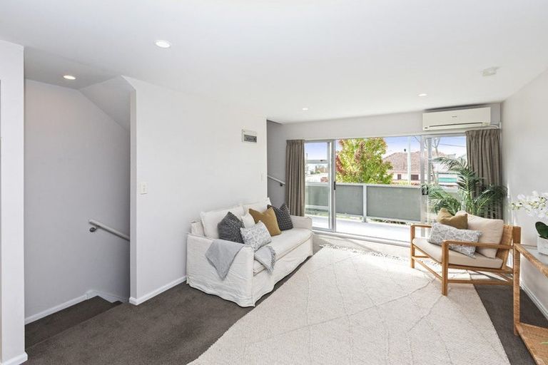 Photo of property in 132 Purchas Street, Edgeware, Christchurch, 8013