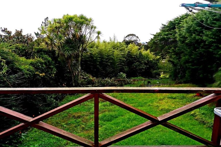 Photo of property in 127 Glengarry Road, Glen Eden, Auckland, 0602