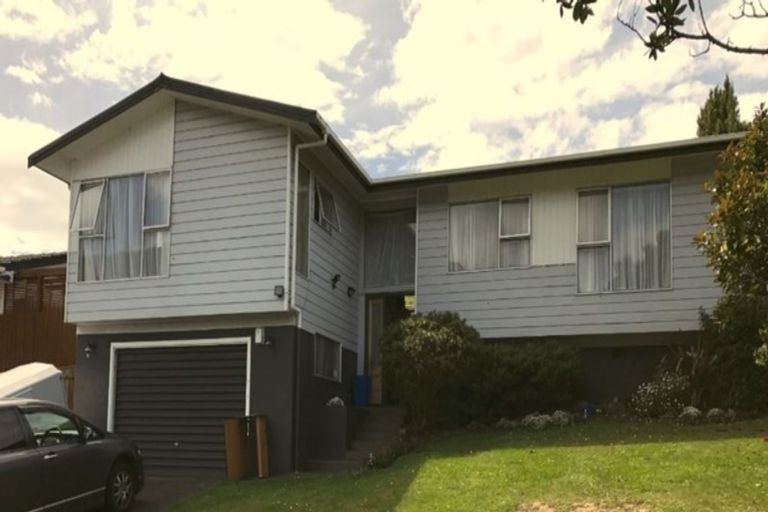 Photo of property in 3 Ayton Drive, Whitby, Porirua, 5024
