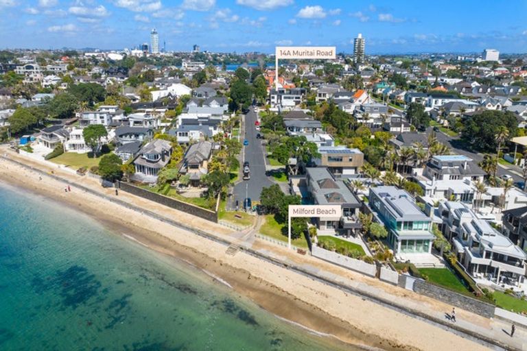 Photo of property in 14a Muritai Road, Milford, Auckland, 0620