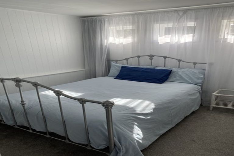 Photo of property in 1/11 Northumberland Avenue, Hauraki, Auckland, 0622