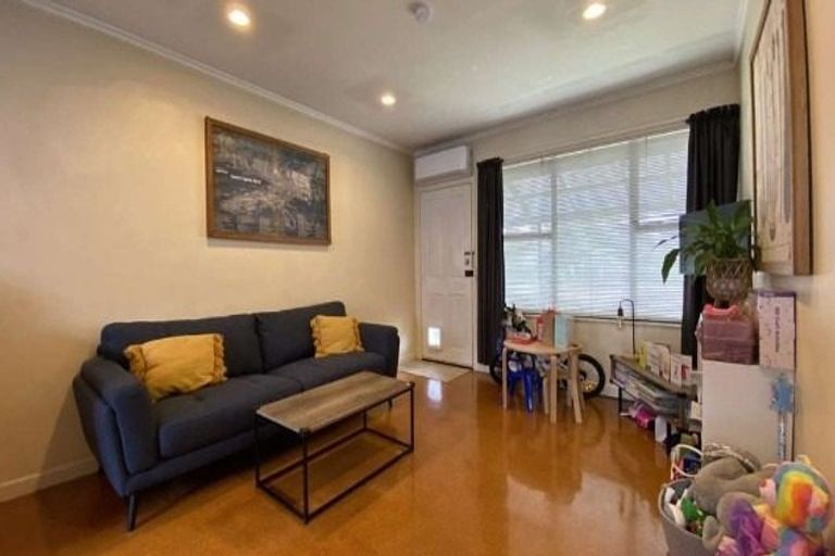 Photo of property in 1 Derwent Street, Morningside, Auckland, 1022