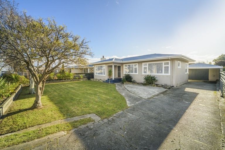 Photo of property in 9 Milton Street, Roslyn, Palmerston North, 4414
