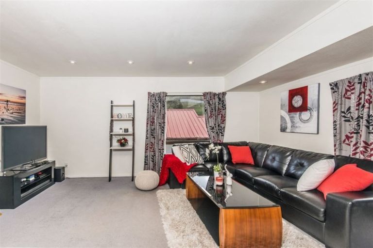 Photo of property in 80a Cortina Avenue, Johnsonville, Wellington, 6037