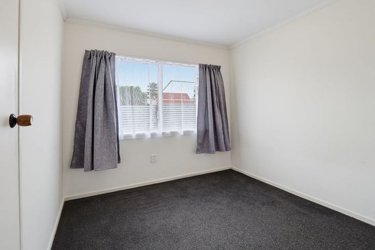 Photo of property in 10b Ihle Street, Terrace End, Palmerston North, 4410