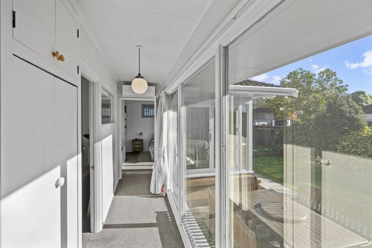 Photo of property in 1 Gunns Crescent, Cashmere, Christchurch, 8022