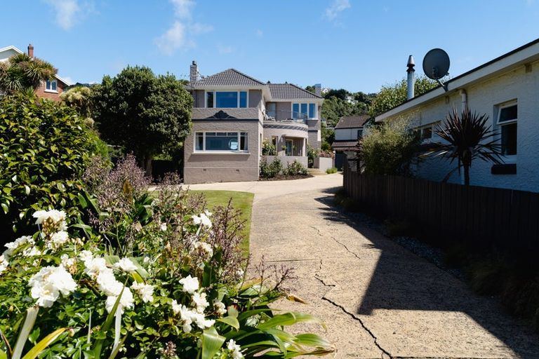 Photo of property in 10 Cliffs Road, Saint Clair, Dunedin, 9012