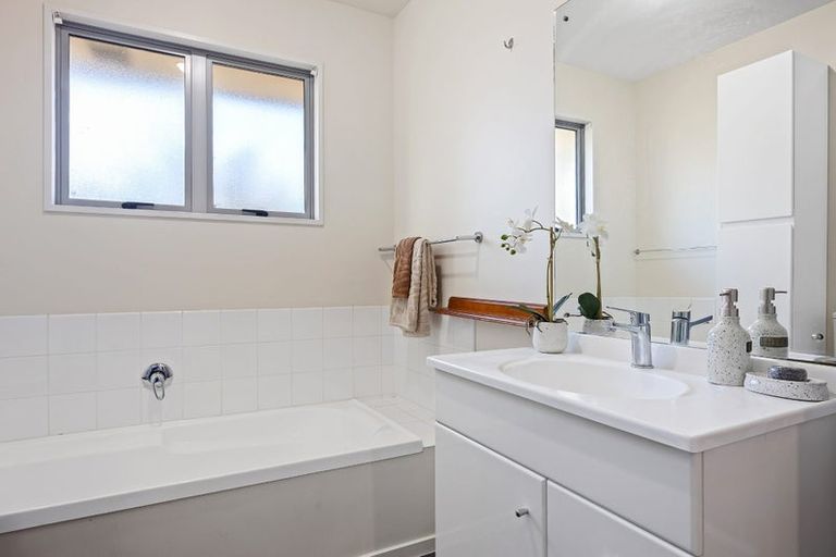 Photo of property in 26 Whiteleigh Avenue, Addington, Christchurch, 8024