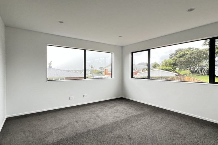 Photo of property in 105e Bond Crescent, Forrest Hill, Auckland, 0620