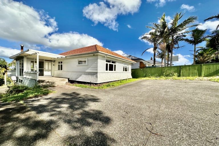 Photo of property in 176 Cook Street, Howick, Auckland, 2014