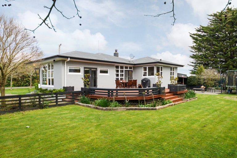 Photo of property in 1308 Rongotea Road, Kairanga, Palmerston North, 4475