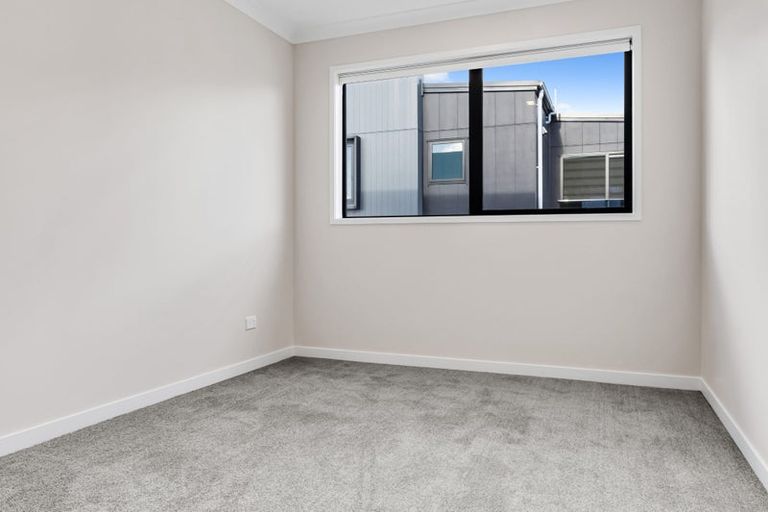 Photo of property in 52 Michael Bosher Way, Flat Bush, Auckland, 2019
