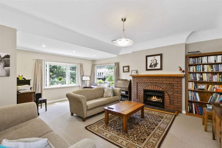 Photo of property in 4 Ardross Avenue, Khandallah, Wellington, 6035