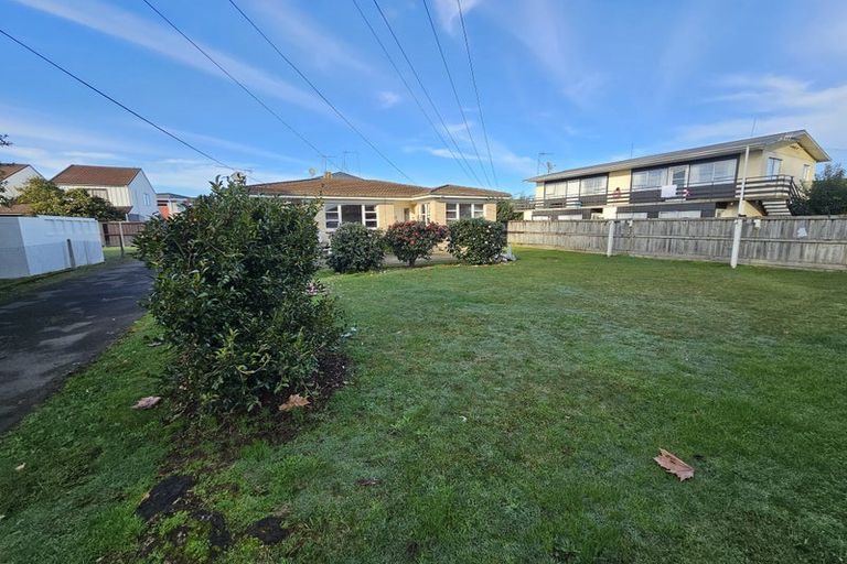 Photo of property in 228 Old Farm Road, Hamilton East, Hamilton, 3216