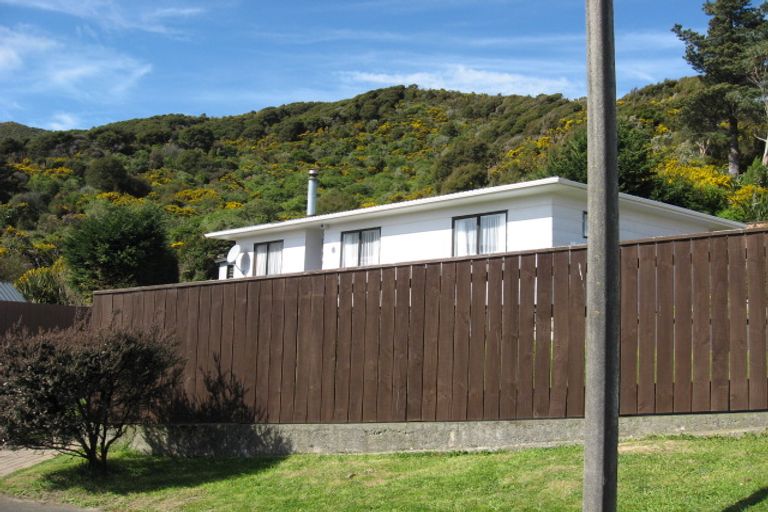 Photo of property in 26 Pollard Street, Wainuiomata, Lower Hutt, 5014