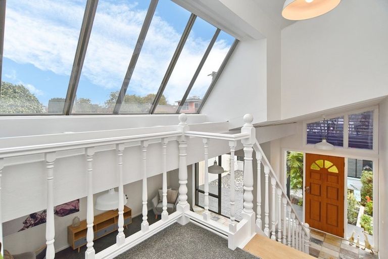 Photo of property in 52a Sevenoaks Drive, Bryndwr, Christchurch, 8053