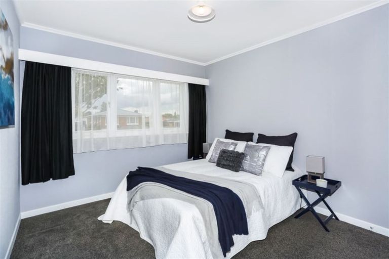 Photo of property in 22 Russell Avenue, Pukekohe, 2120