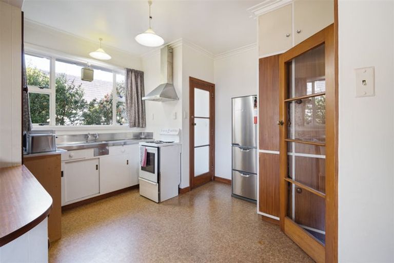 Photo of property in 122 Glandovey Road, Strowan, Christchurch, 8052