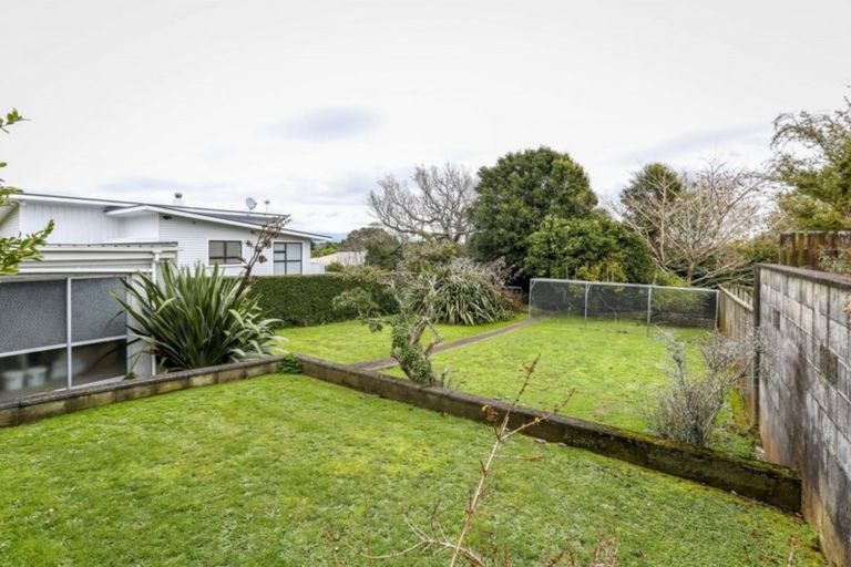 Photo of property in 30 Lismore Street, Strandon, New Plymouth, 4312