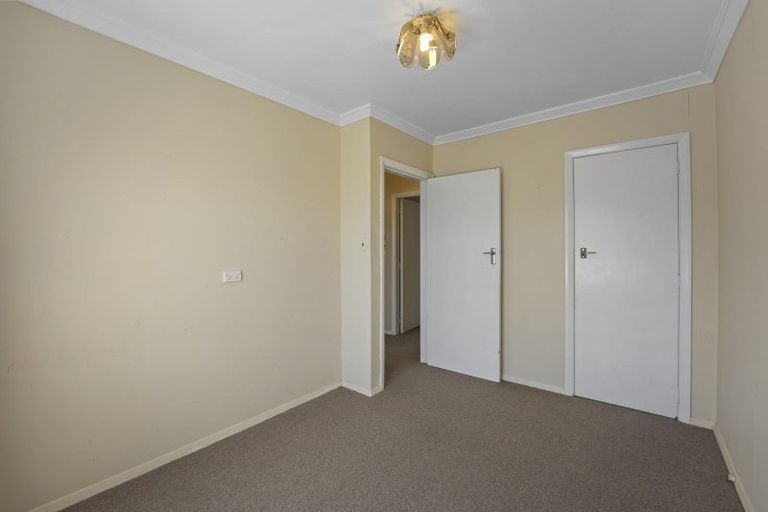 Photo of property in 2 Lane Street, Wallaceville, Upper Hutt, 5018