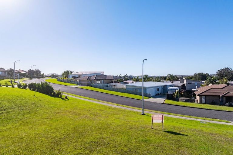 Photo of property in 30 Weka Street, Mangawhai, 0505