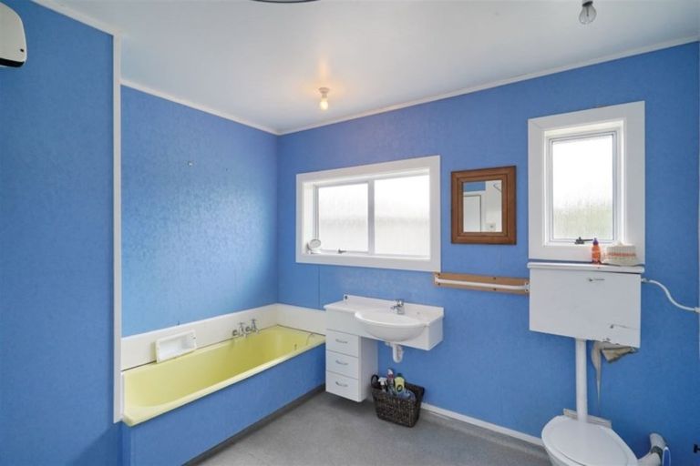 Photo of property in 92 Bridge Street, New Brighton, Christchurch, 8061