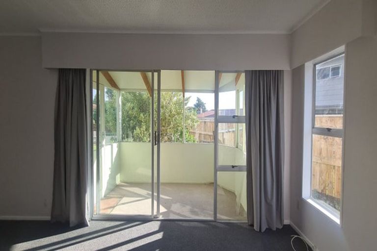 Photo of property in 3 Stirling Street, Levin, 5510