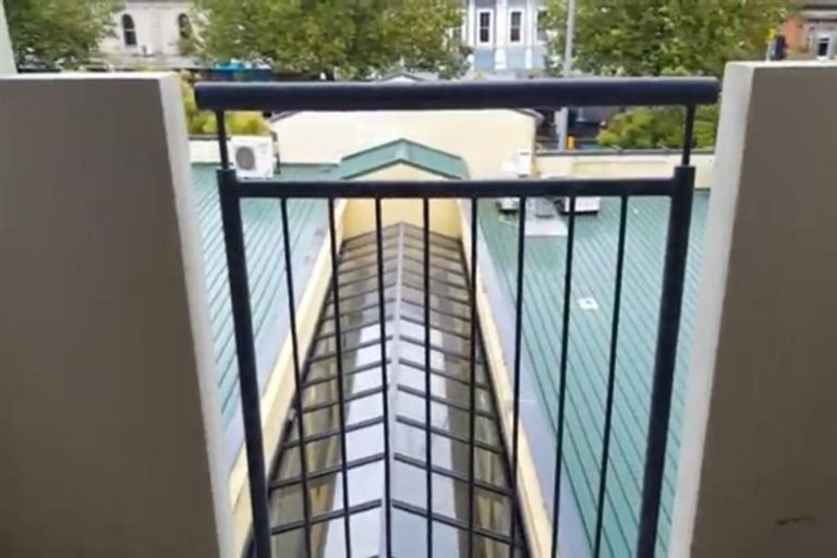 Photo of property in 2c/160 Symonds Street, Eden Terrace, Auckland, 1010