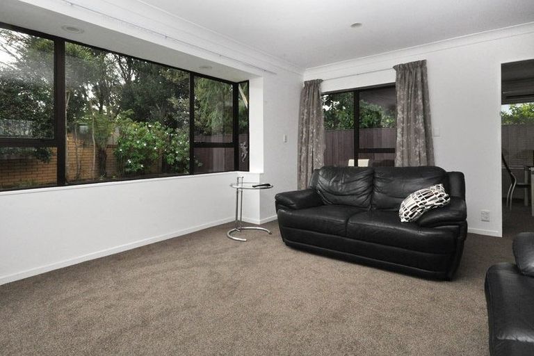 Photo of property in 1/20 Seneca Court, Golflands, Auckland, 2013