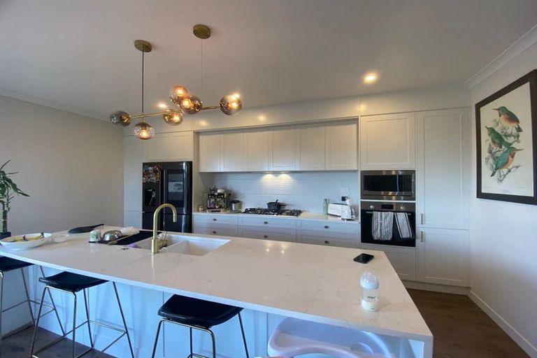 Photo of property in 8 Captain Rings Drive, Papakura, 2110