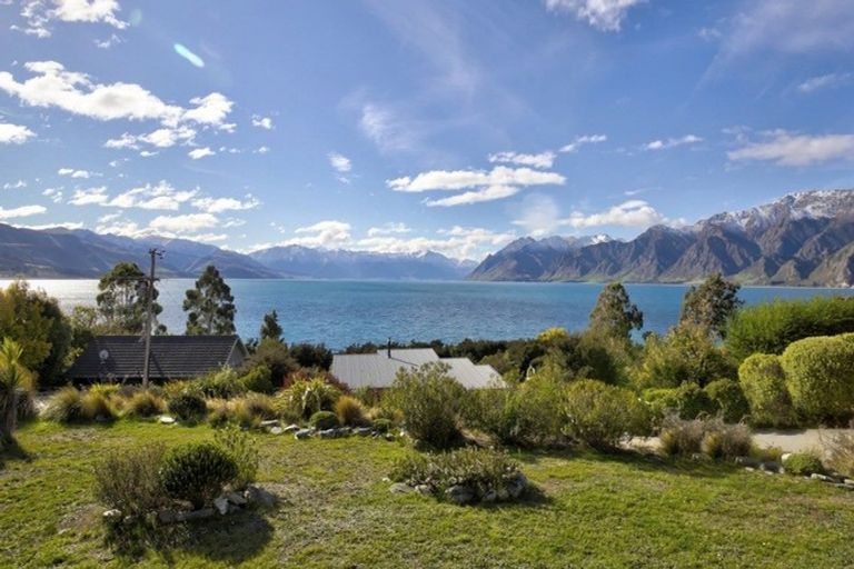 Photo of property in 179 Lakeview Terrace, Lake Hawea, Wanaka, 9382
