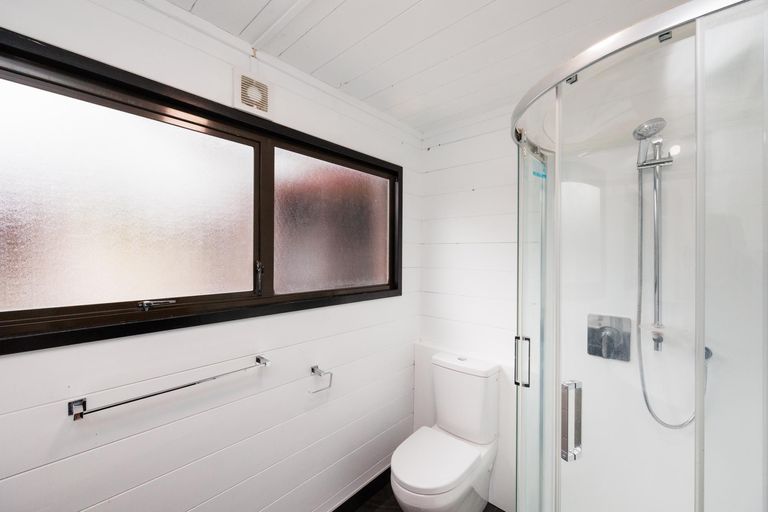 Photo of property in 5 Fernwood Place, Fitzherbert, Palmerston North, 4410