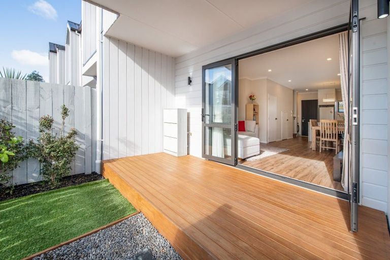 Photo of property in 5/66 Swanson Road, Henderson, Auckland, 0610