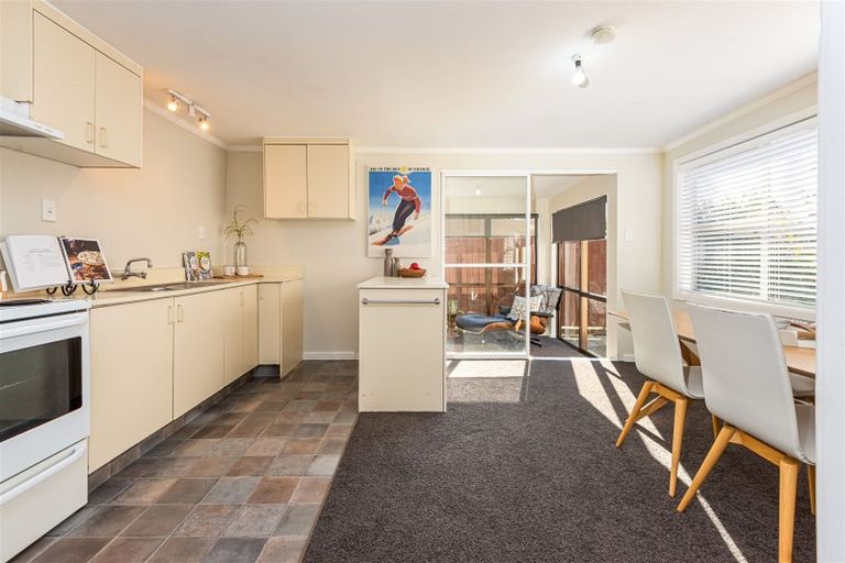 Photo of property in 17 Ensors Road, Opawa, Christchurch, 8023