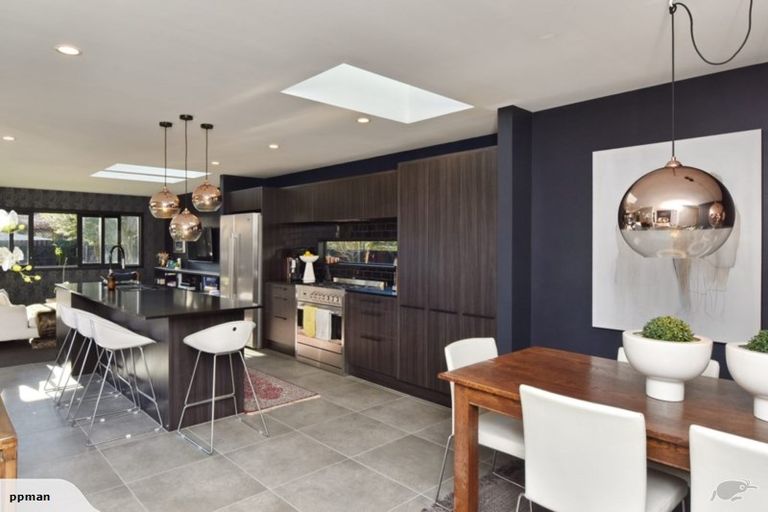 Photo of property in 15 Innes Road, St Albans, Christchurch, 8052