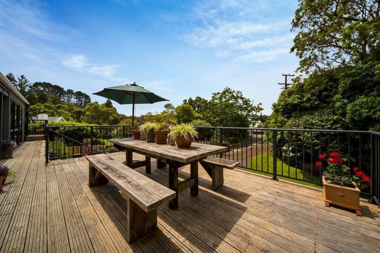 Photo of property in 37 Whakapaki Street, Urenui, 4375