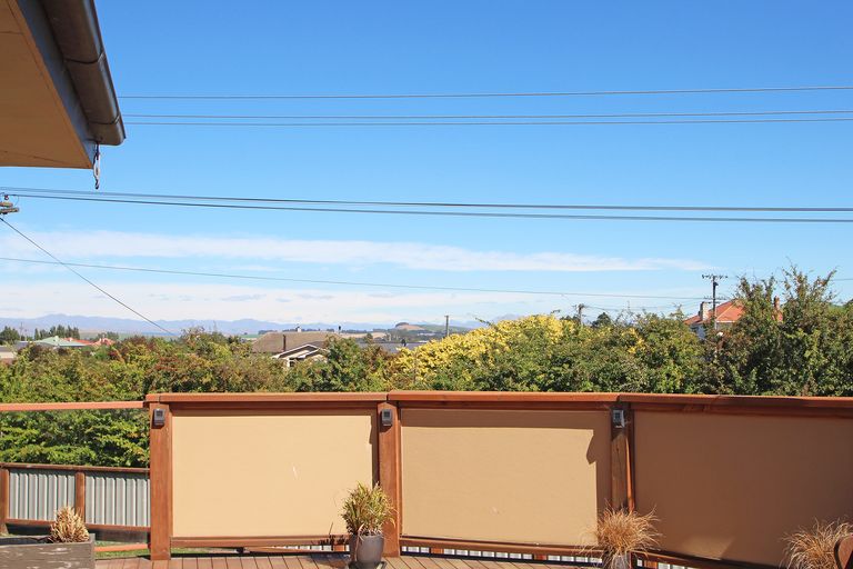 Photo of property in 67 Wharfe Street, South Hill, Oamaru, 9400