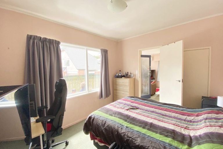 Photo of property in 2/846 Dominion Road, Mount Eden, Auckland, 1041