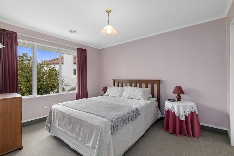 Photo of property in 2 Bloomfield Terrace, Hutt Central, Lower Hutt, 5010