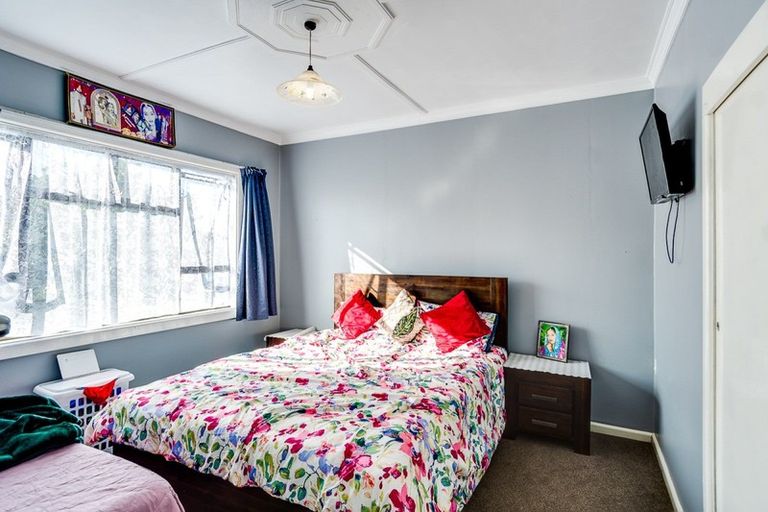 Photo of property in 415 Massey Street, Akina, Hastings, 4122