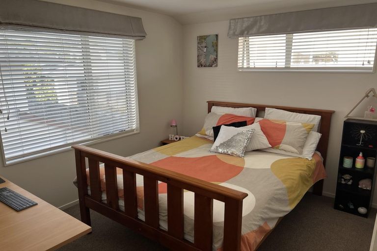 Photo of property in 89c Clovelly Road, Bucklands Beach, Auckland, 2012