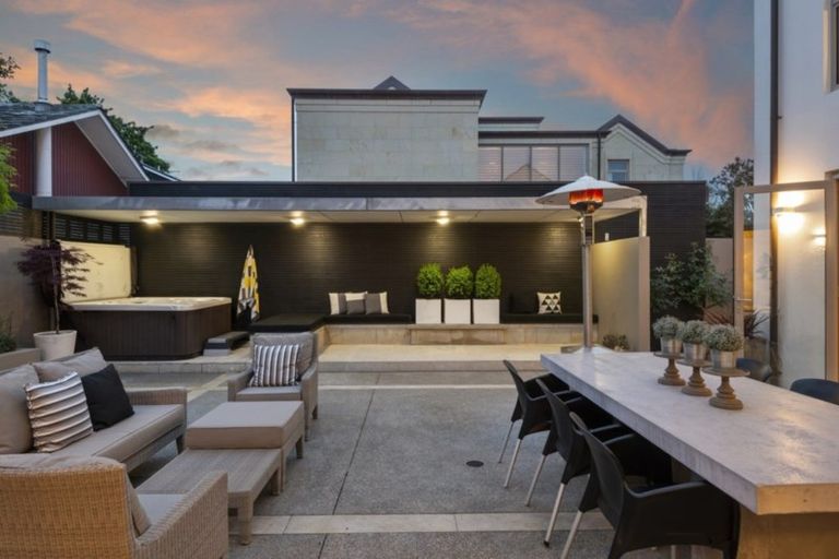 Photo of property in 108a Rossall Street, Merivale, Christchurch, 8014