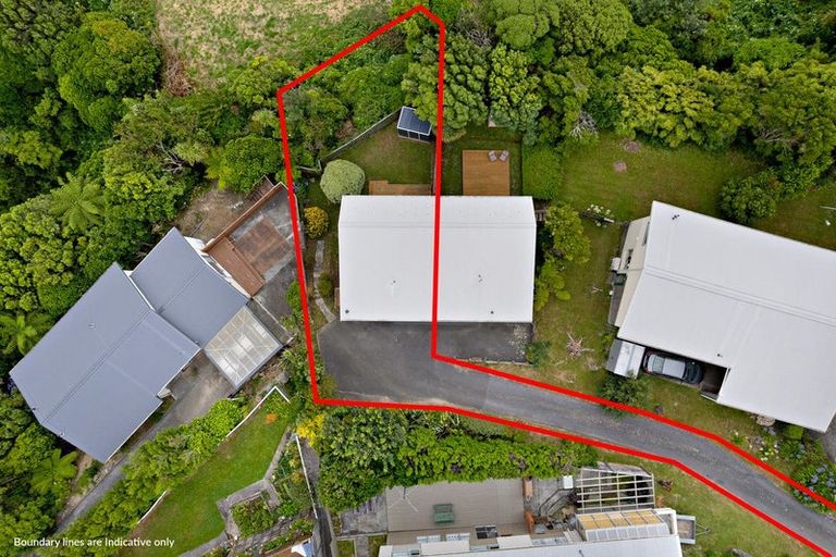 Photo of property in 3 Brydon Way, Paparangi, Wellington, 6037