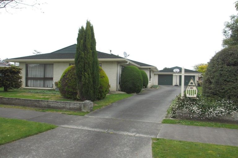 Photo of property in 10 Cecil Place, Cloverlea, Palmerston North, 4412