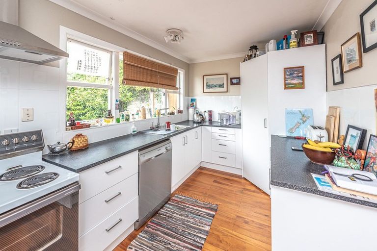 Photo of property in 23 Wairere Road, Bastia Hill, Whanganui, 4500