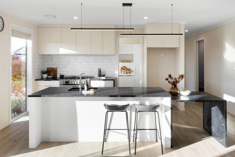 Photo of property in 41 Alan Livingston Drive, Cambridge, 3434