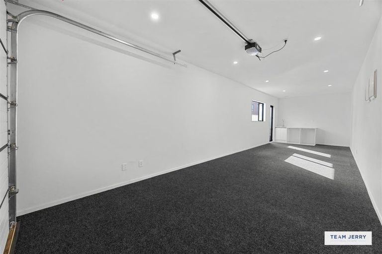Photo of property in 339c Bucklands Beach Road, Bucklands Beach, Auckland, 2012