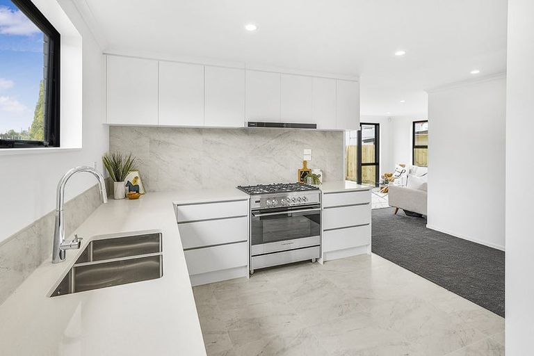 Photo of property in 9 Kawakawa Place, Hillcrest, Hamilton, 3216